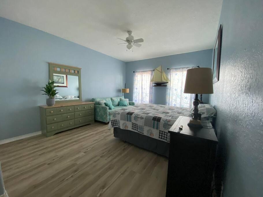 Beach House With Ocean View Surfside Beach Εξωτερικό φωτογραφία