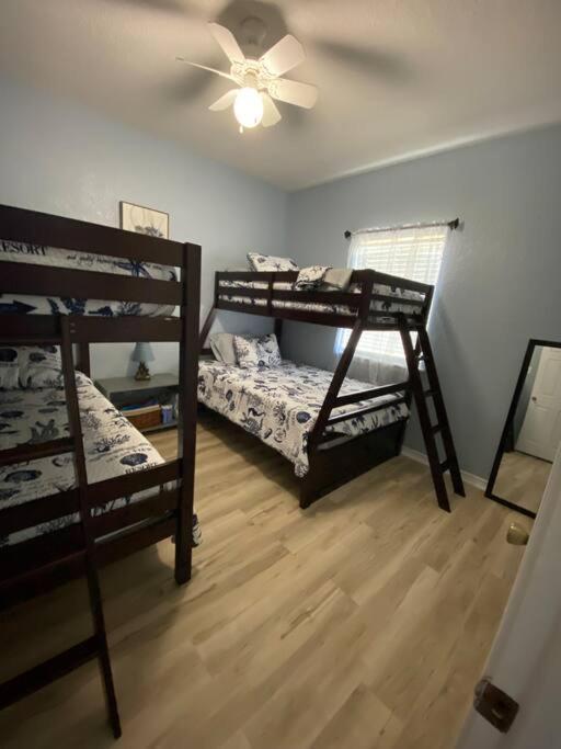 Beach House With Ocean View Surfside Beach Εξωτερικό φωτογραφία