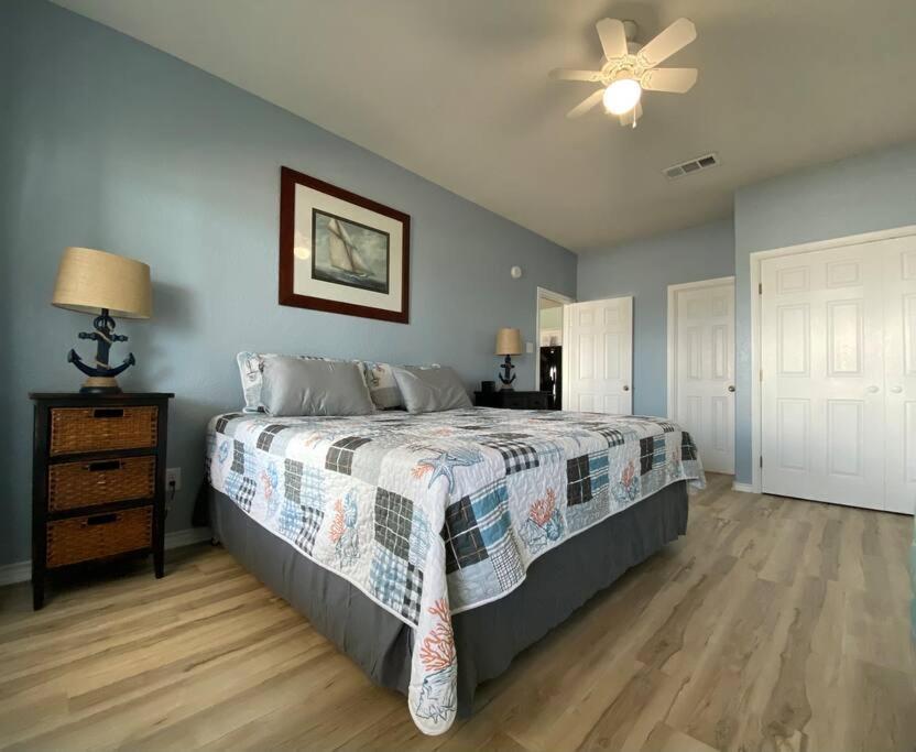 Beach House With Ocean View Surfside Beach Εξωτερικό φωτογραφία